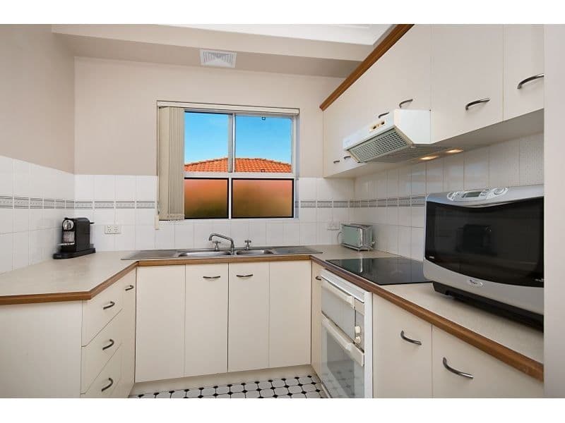 282 Cavendish Road, COORPAROO QLD 4151, Coorparoo - Thumbnail 5