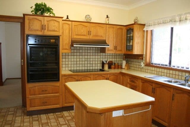 23 Ullathornes Road, Inverloch, VIC, 3996, Inverloch - Thumbnail 2