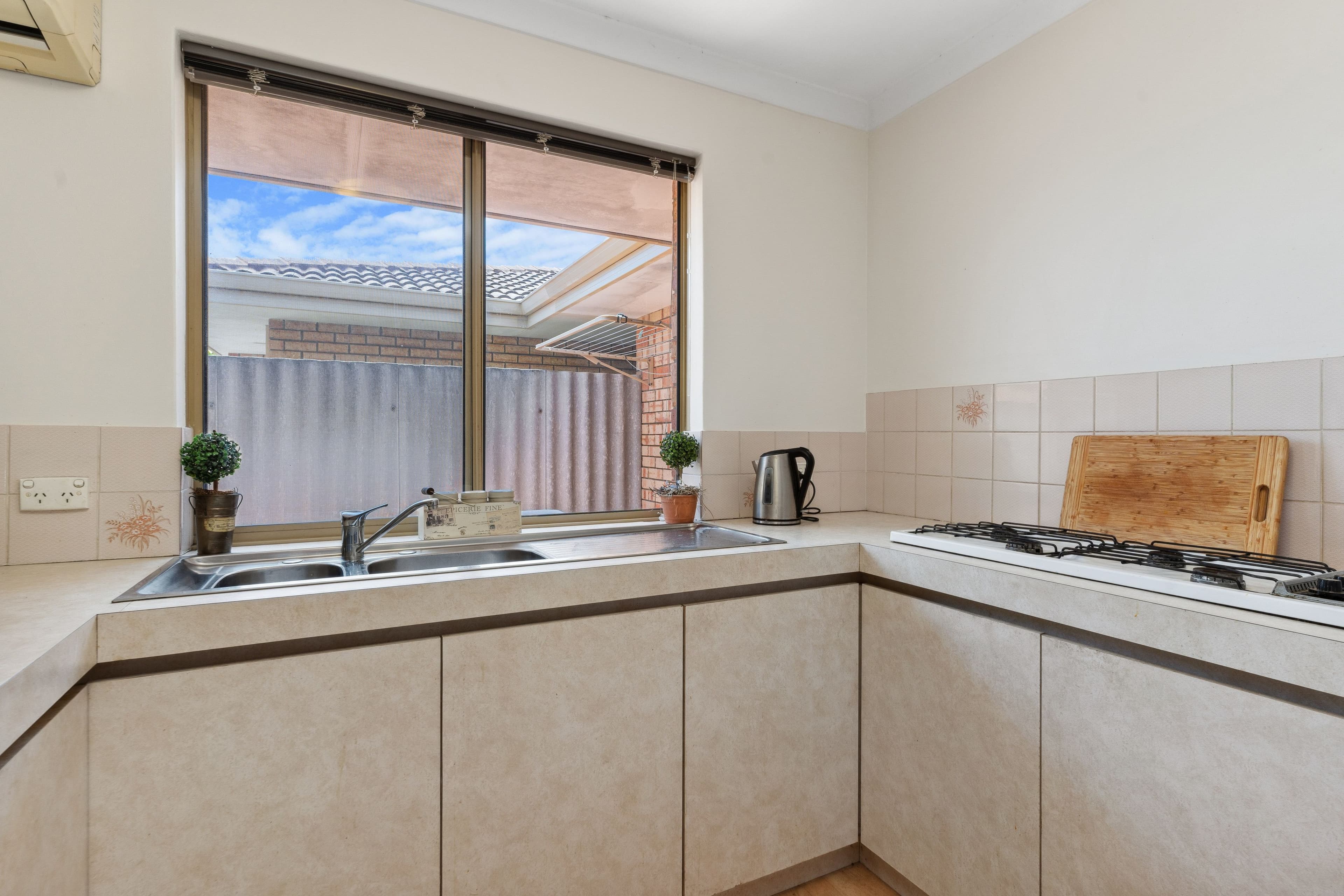 2 Walter Close, Bateman WA 6150, Bateman - Thumbnail 7