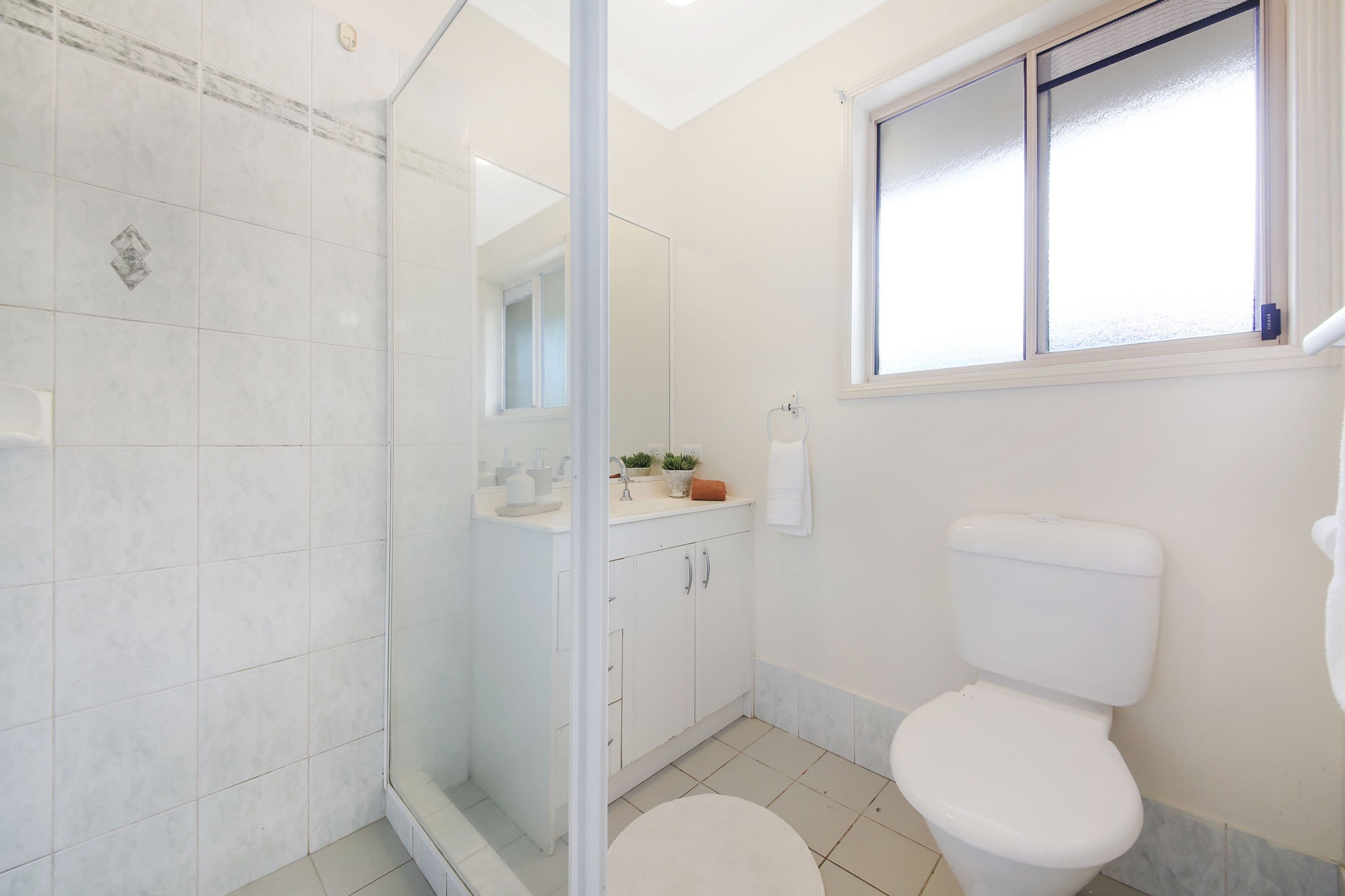 7 Sarath Street, Mudgeeraba QLD 4213, Mudgeeraba - Thumbnail 7