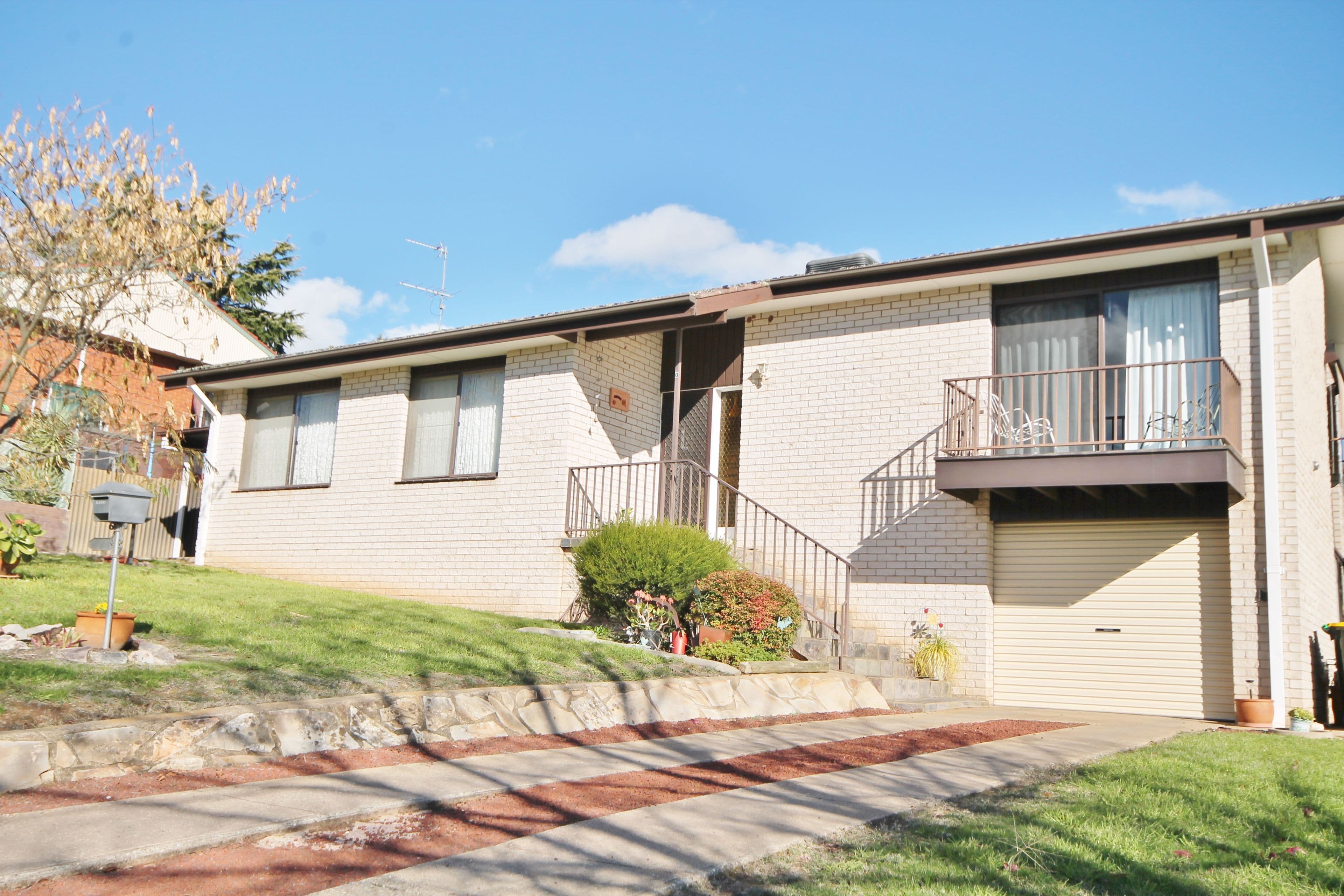 20 Clifton Street, Young - Image 1