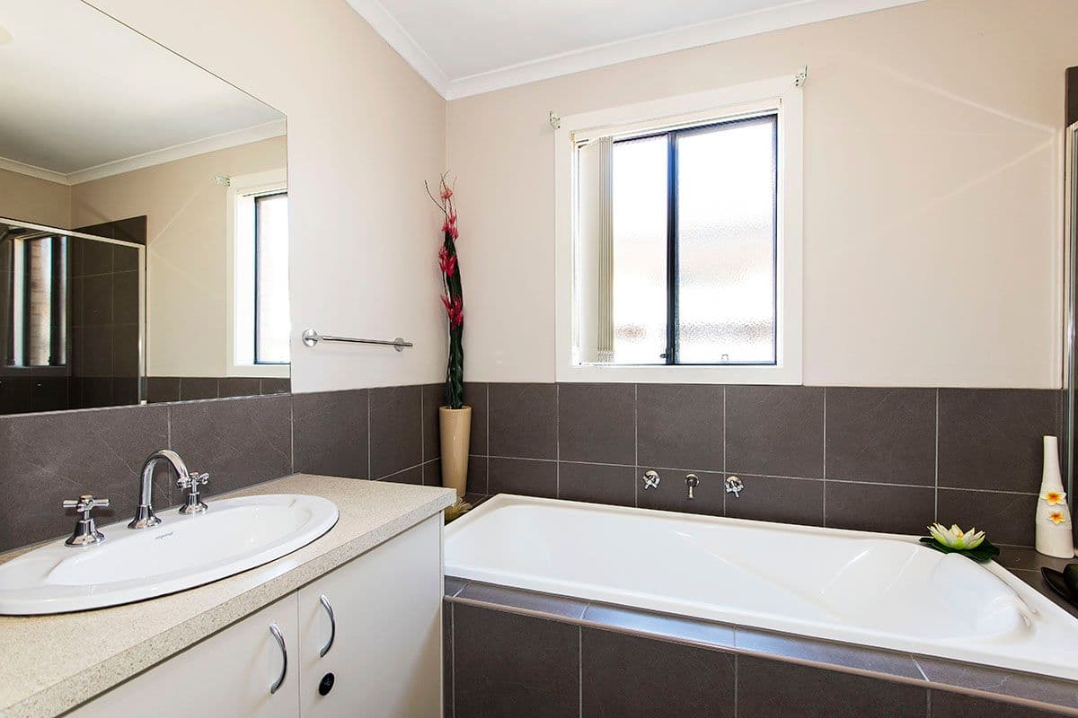 260 The Lakes Boulevard, SOUTH MORANG VIC 3752, South Morang - Thumbnail 8