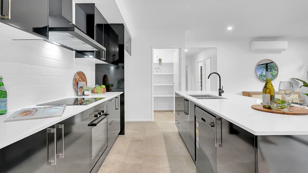 43 Jak Gee Street, Redlynch, QLD, 4870, Redlynch - Image 1