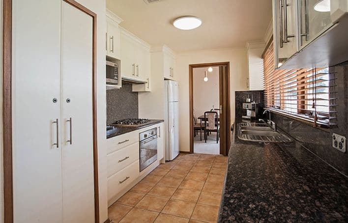 30 Stuart Street, SAINT HELENA VIC 3088, St Helena - Thumbnail 2