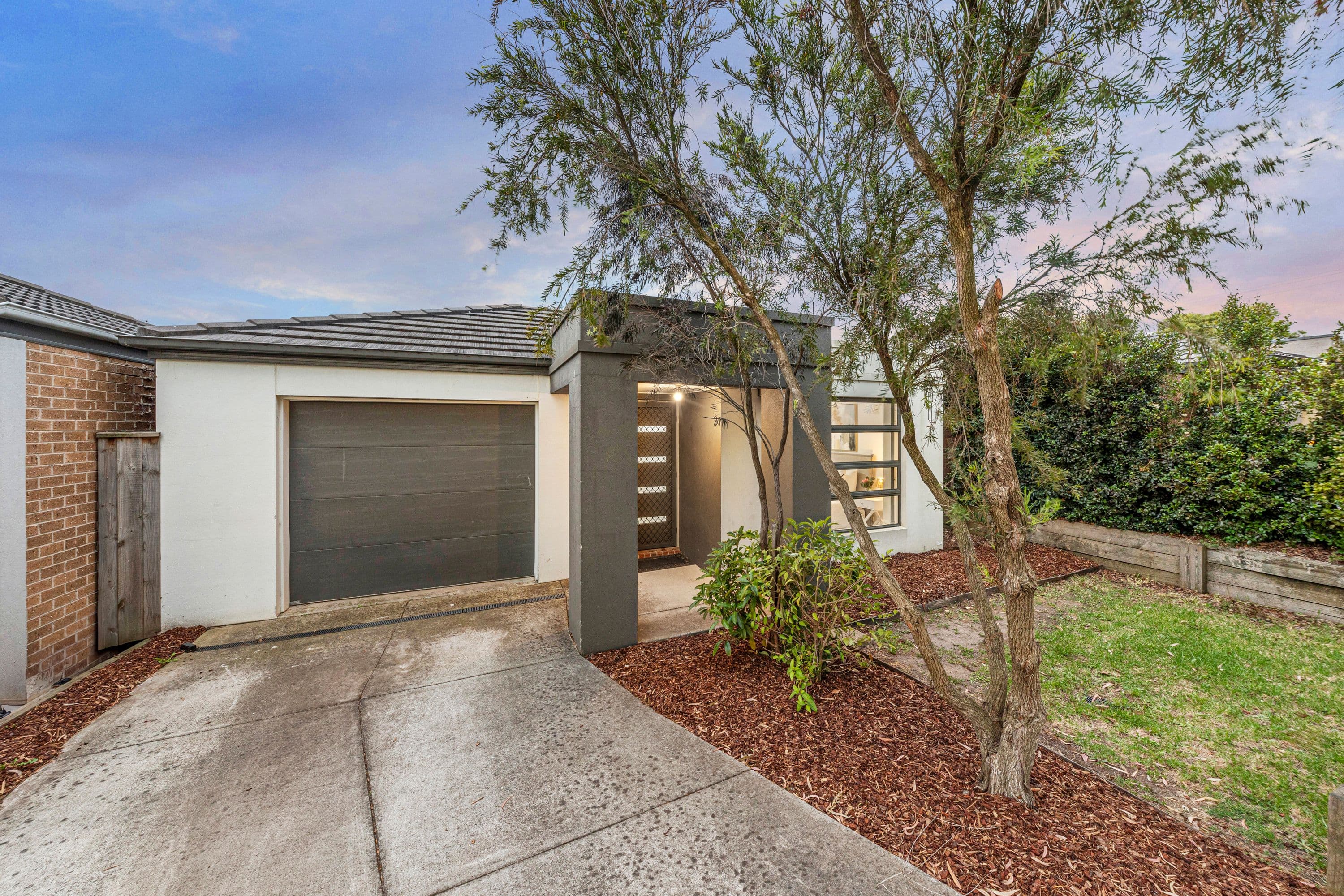 3 Herbert Street, Pakenham VIC 3810, Pakenham - Thumbnail 2