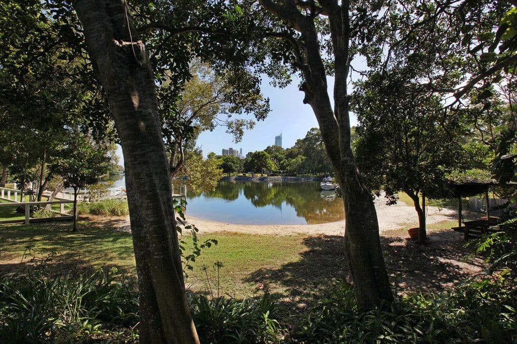'Savoy Cove' 86-88 Savoy Drive, Broadbeach Waters QLD 4218, Broadbeach Waters - Thumbnail 8