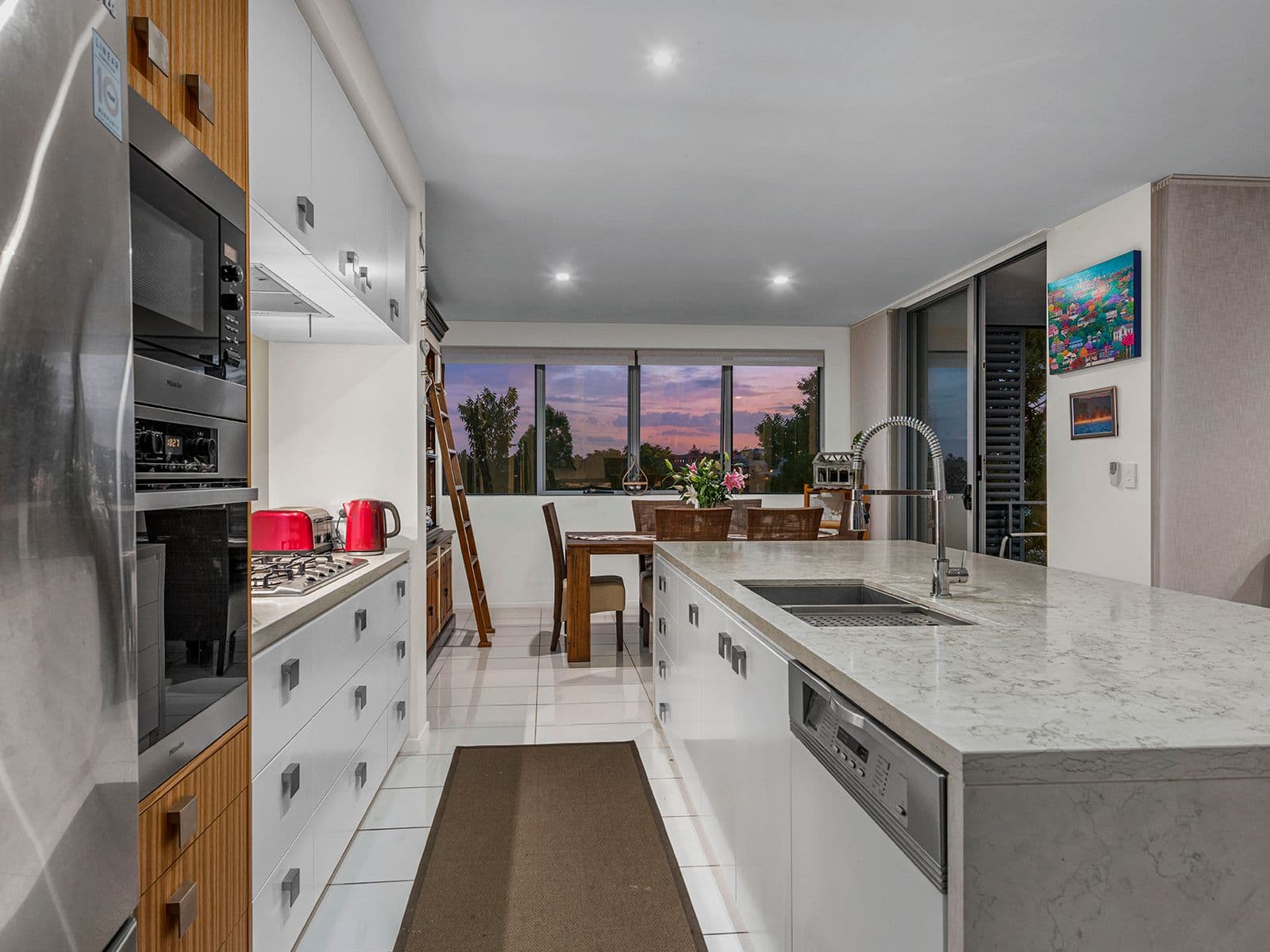 44 Addison Avenue, Bulimba QLD 4171, Bulimba - Thumbnail 4