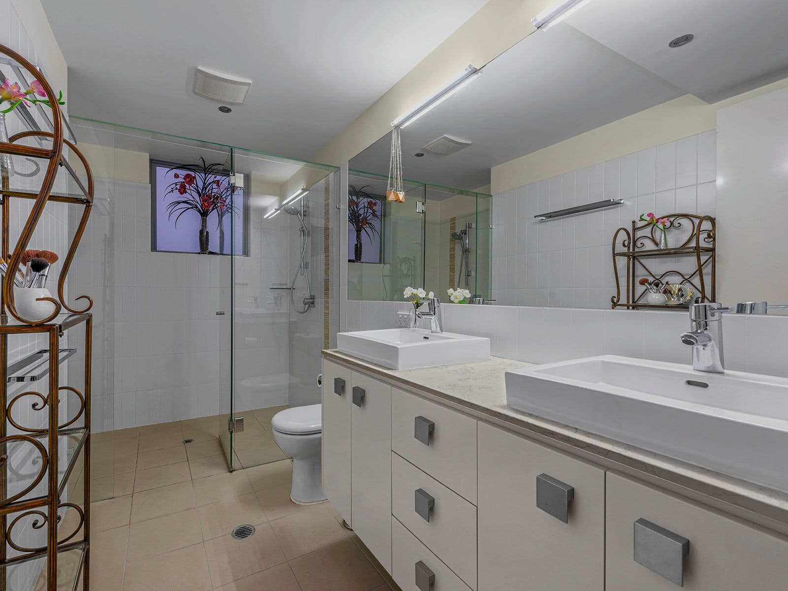 44 Addison Avenue, Bulimba QLD 4171, Bulimba - Thumbnail 8