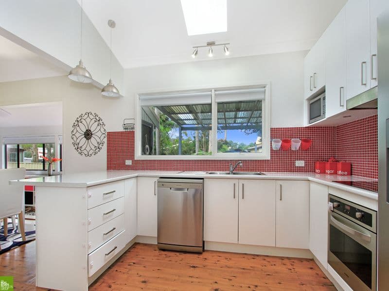 3 Janet Court, FIGTREE NSW 2525, Figtree - Thumbnail 2