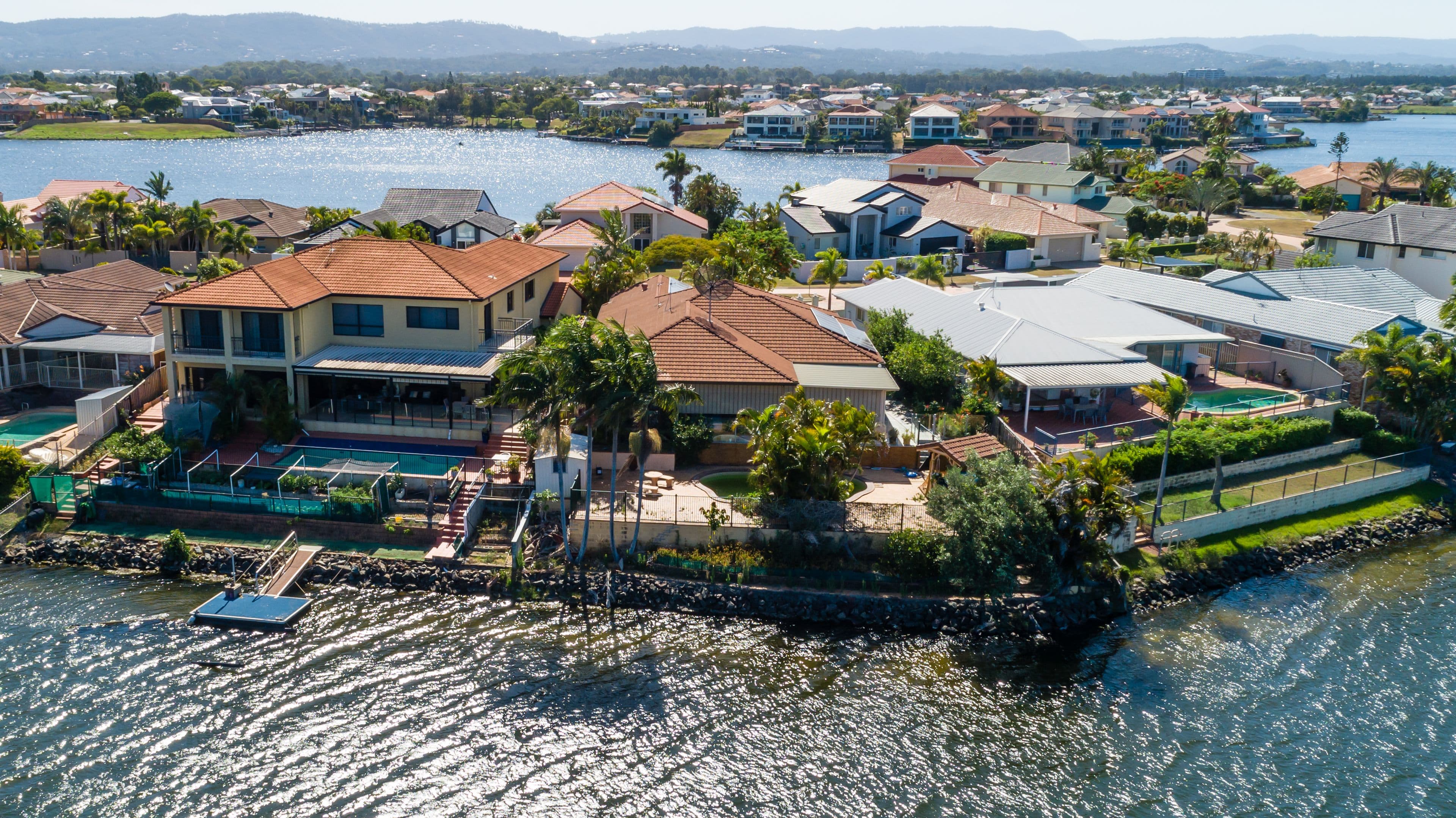 77 Port Jackson Boulevard, Clear Island Waters QLD 4226, Clear Island Waters - Thumbnail 2