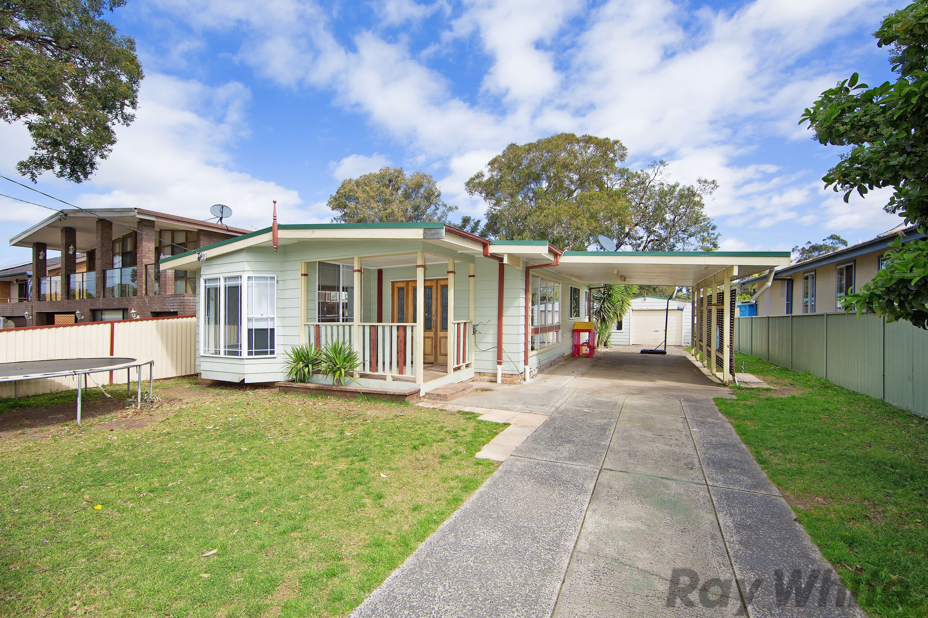 44 Sunrise Avenue, Budgewoi - Thumbnail 2