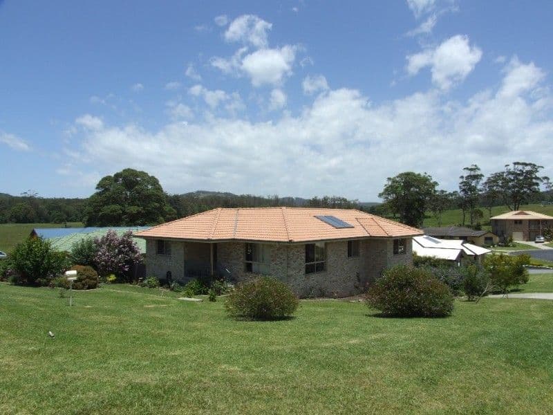 8 McIntosh Crescent, WOOLGOOLGA NSW 2456, Woolgoolga - Image 1