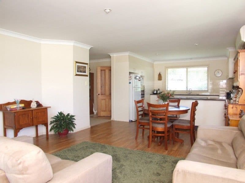 8 McIntosh Crescent, WOOLGOOLGA NSW 2456, Woolgoolga - Thumbnail 5