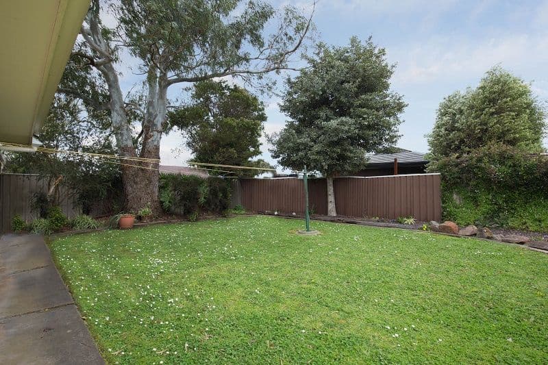 11 Ellard Street, Mount Gambier SA 5290, Mount Gambier - Thumbnail 3