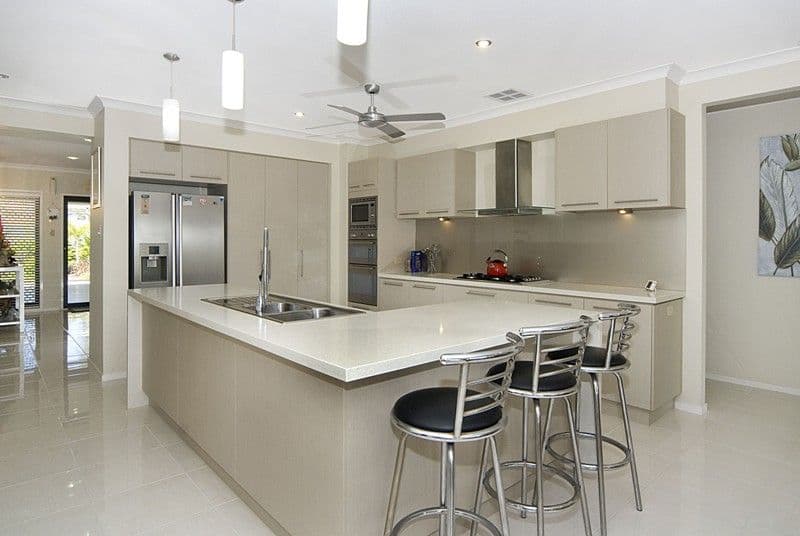 6 Maddock Avenue, Mooloolah Valley QLD 4553, Mooloolah Valley - Thumbnail 5