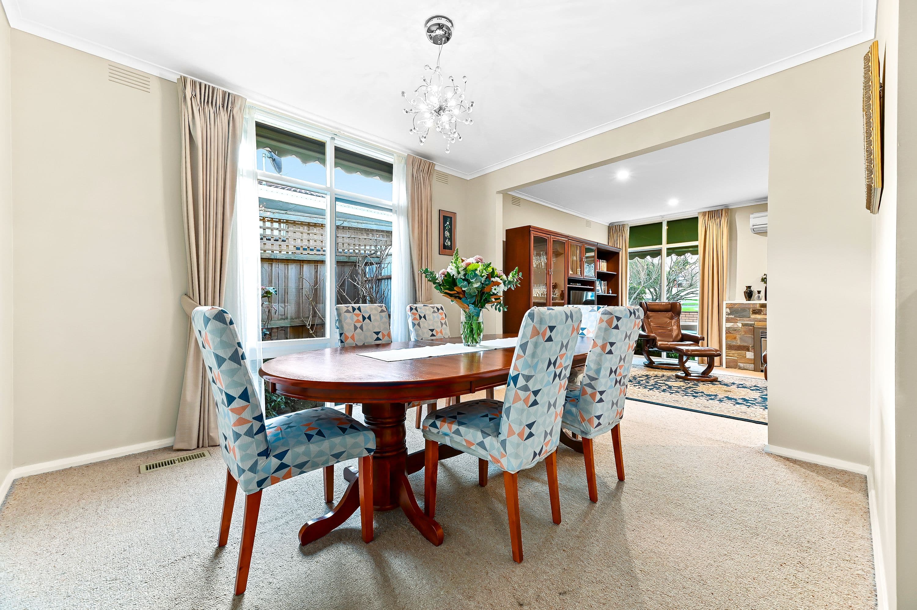 10 Maylands Crescent, Glen Waverley VIC 3150, Glen Waverley - Thumbnail 3