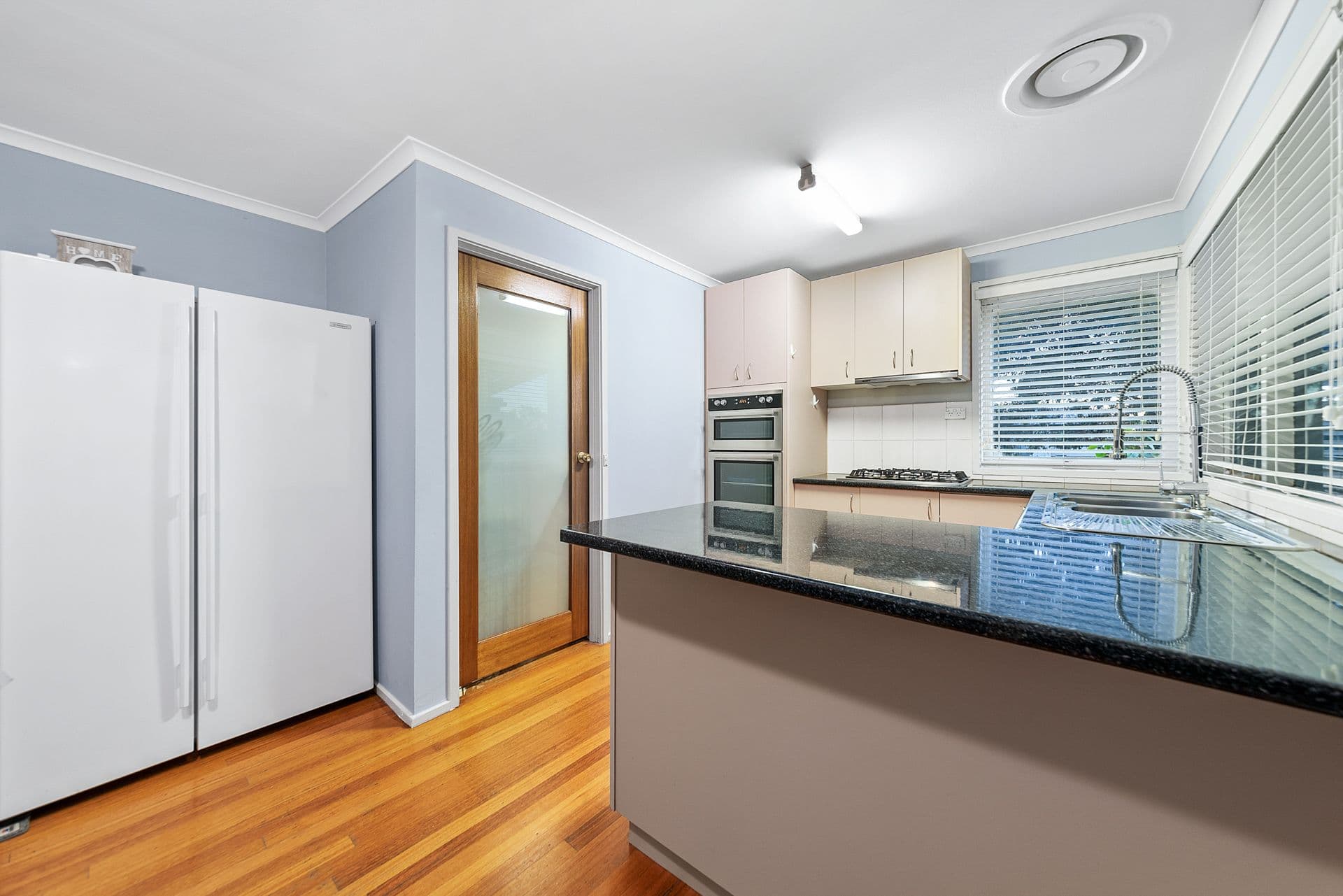 42 Saxonwood Drive, Narre Warren VIC 3805, Narre Warren - Thumbnail 4