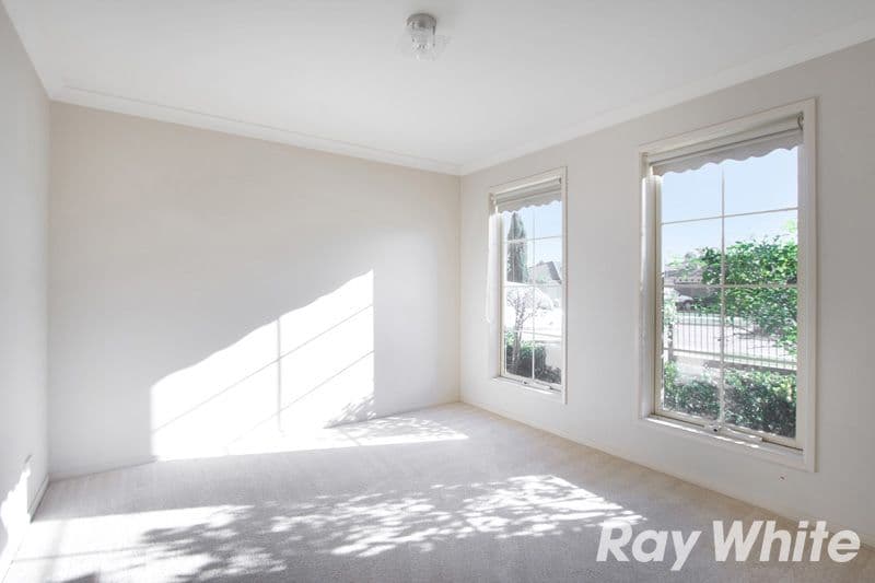 1 The Parkway, PAKENHAM VIC 3810, Pakenham - Thumbnail 6