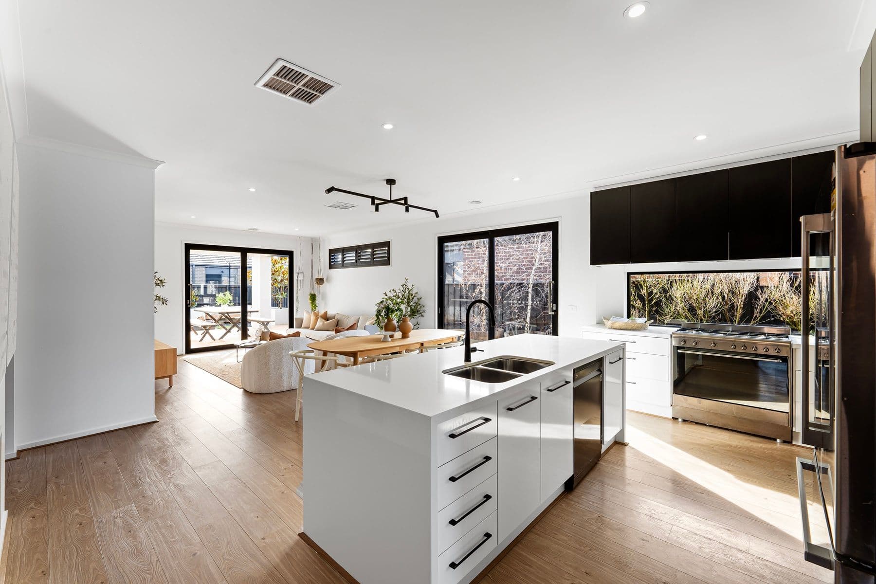 20 Bewick Way, Werribee VIC 3030, Werribee - Thumbnail 6