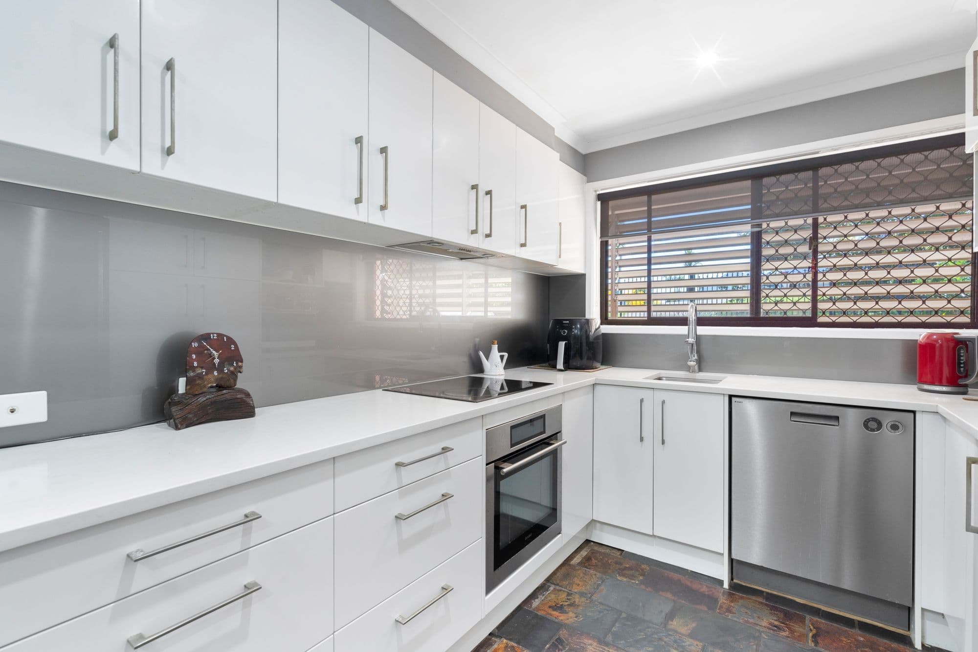 146 Barbaralla Drive, Springwood QLD 4127, Springwood - Thumbnail 4