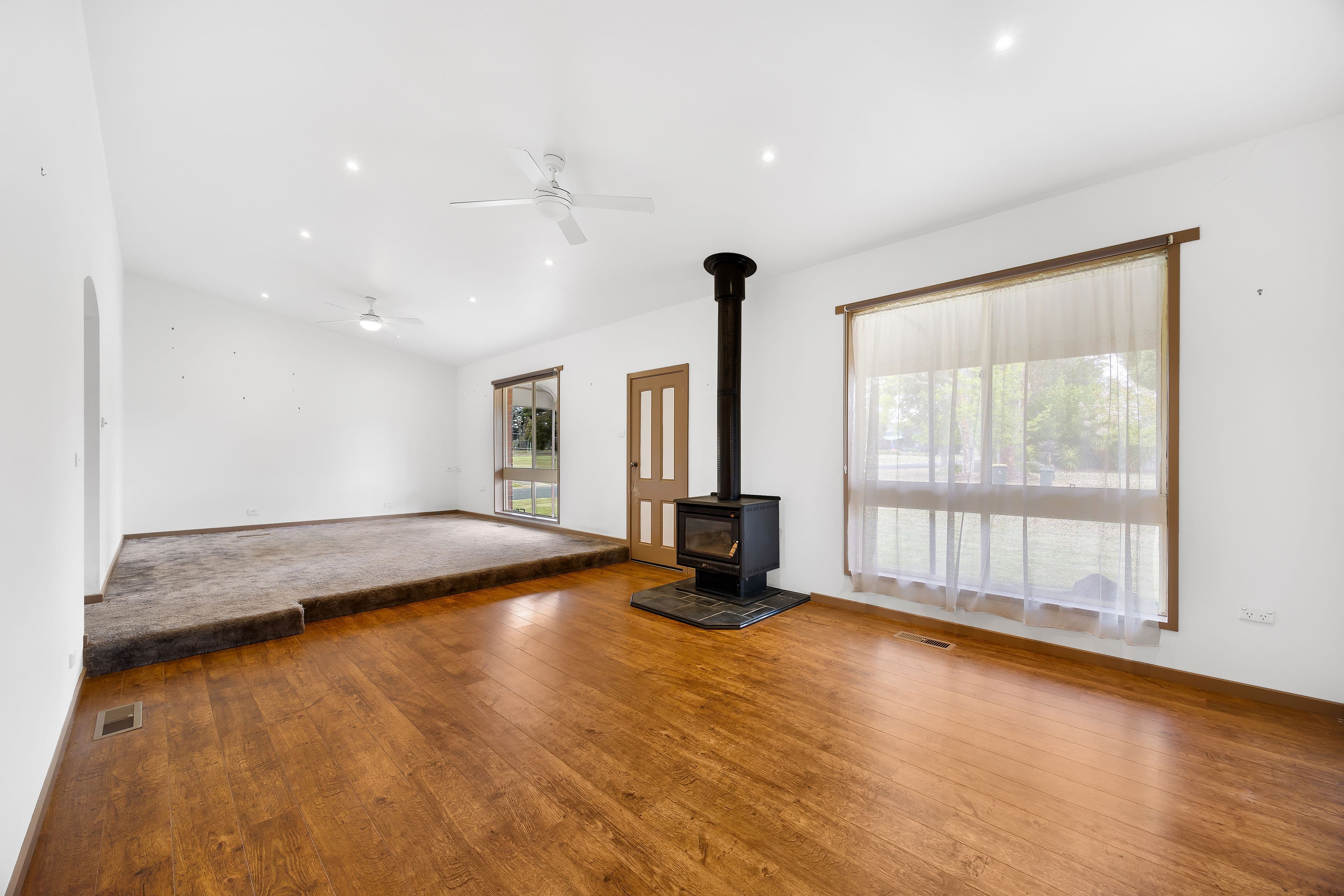 2 Charles Drive, Cardigan Village VIC 3352, Cardigan Village - Thumbnail 4