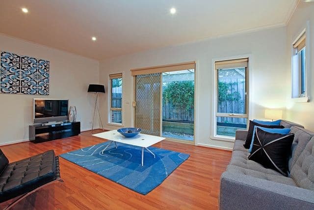26 Barry Street, RESERVOIR VIC 3073, Reservoir - Thumbnail 3