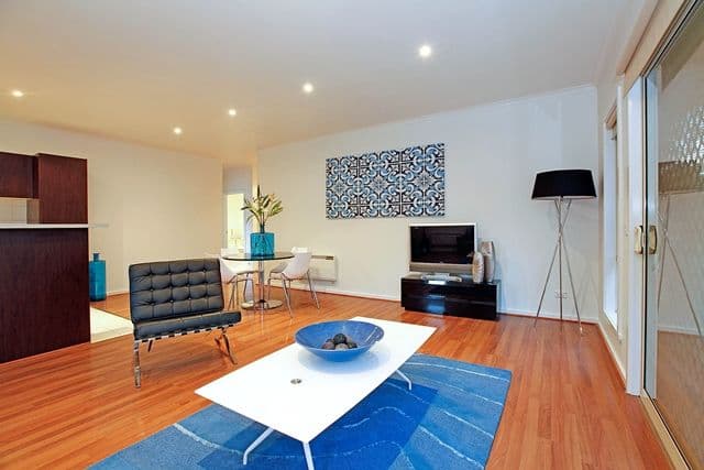 26 Barry Street, RESERVOIR VIC 3073, Reservoir - Thumbnail 4