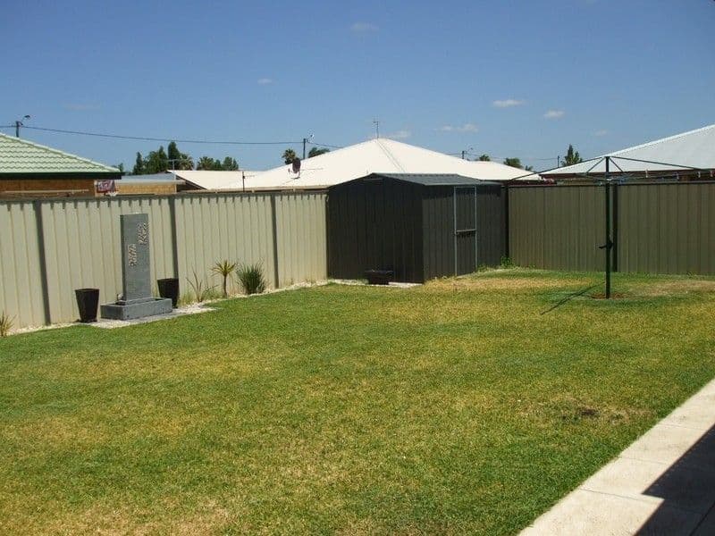 15  Swinden Court, MADDINGTON WA 6109, Maddington - Thumbnail 6