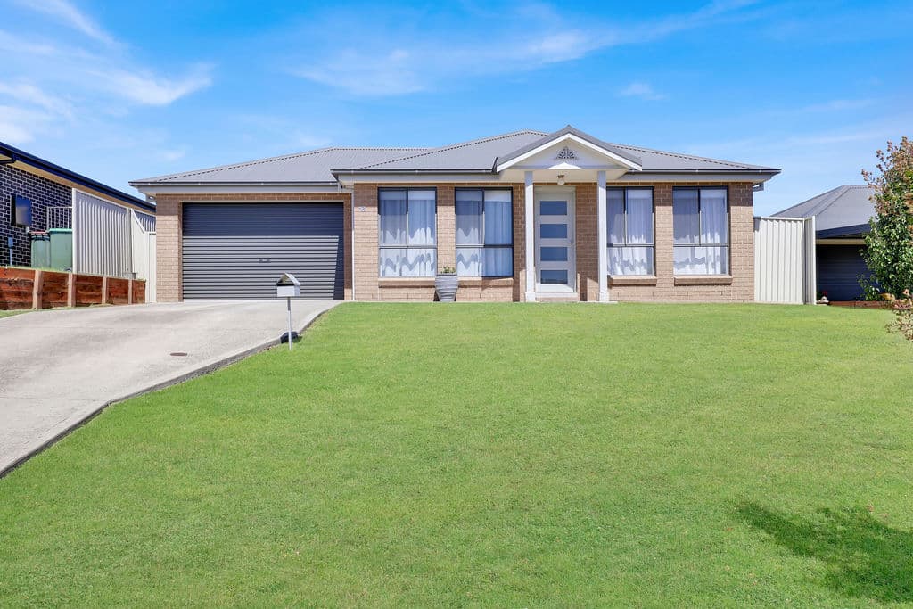 16 Wellesley Court, Raglan, NSW, 2795, Raglan - Image 1