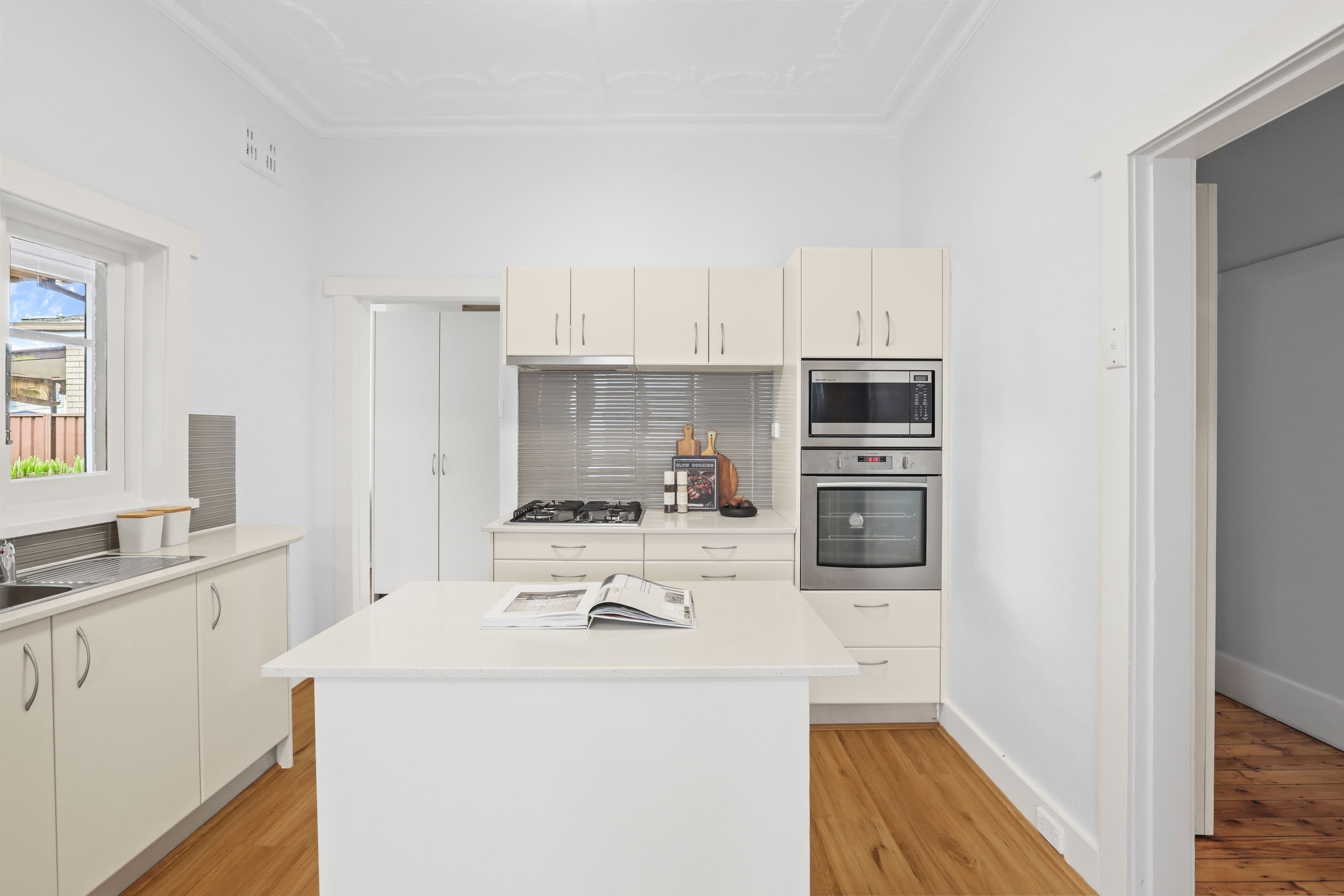 106 Minnamorra Avenue, Earlwood NSW 2206, Earlwood - Thumbnail 4