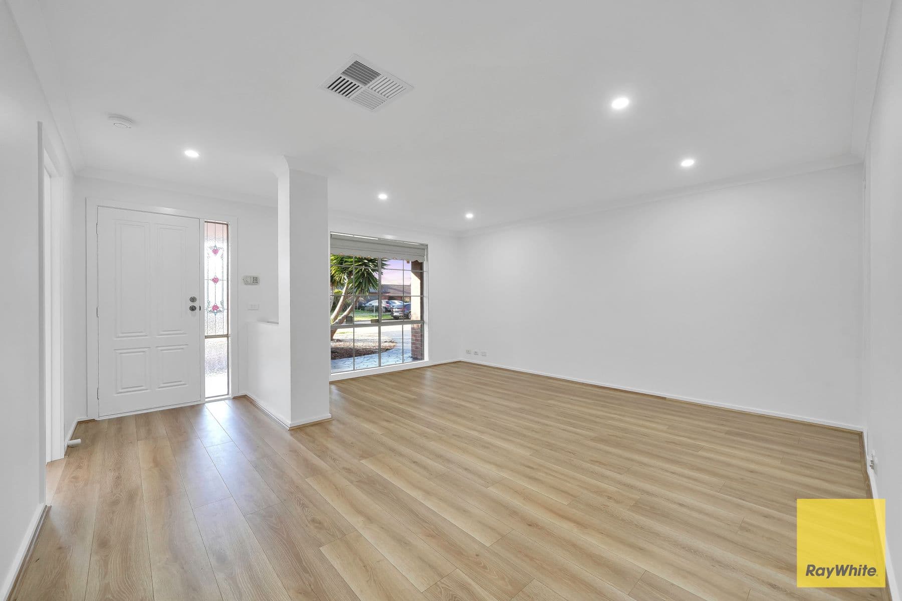 30 Alexandra Avenue, Hoppers Crossing VIC 3029, Hoppers Crossing - Thumbnail 4