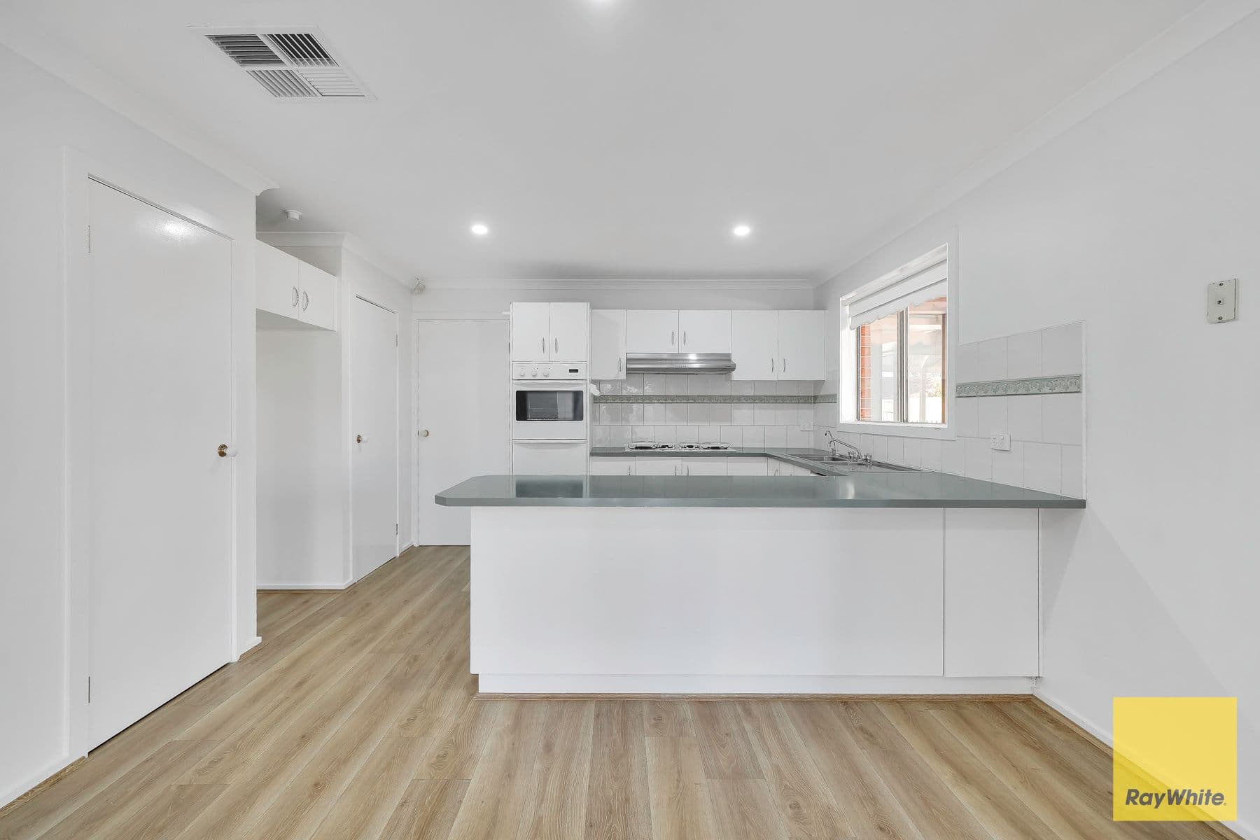 30 Alexandra Avenue, Hoppers Crossing VIC 3029, Hoppers Crossing - Thumbnail 6