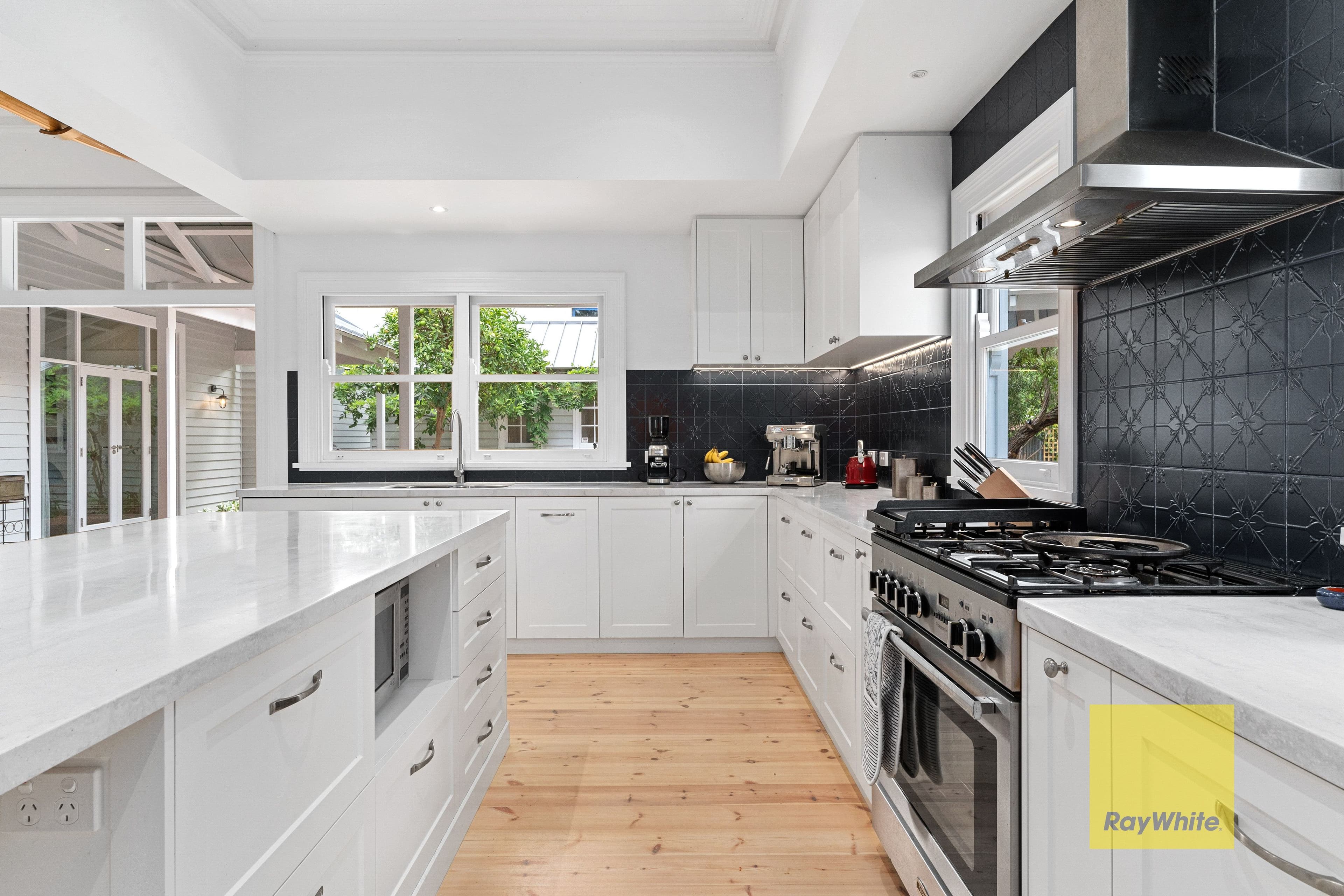 30 Salvado Street, Cottesloe WA 6011, Cottesloe - Thumbnail 8