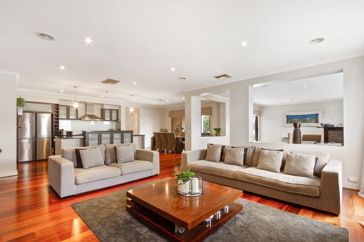 6 Monique Court, Morwell VIC 3840, Morwell - Thumbnail 2