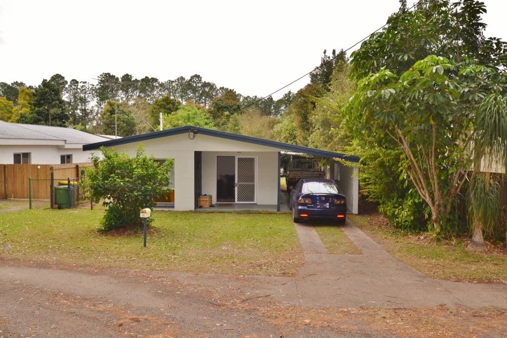 35 Beerwah Parade, Beerwah QLD 4519, Beerwah - Image 1