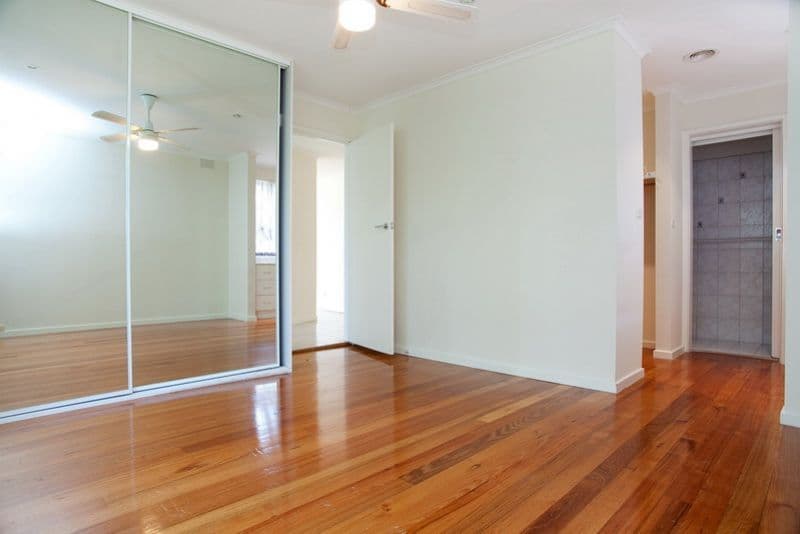 28 Holroyd Drive, EPPING VIC 3076, Epping - Thumbnail 6