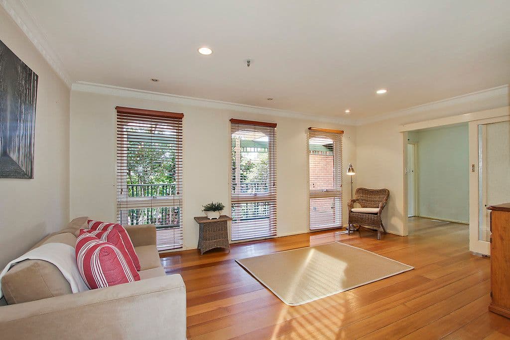 137 ESTHER Crescent, MOOROOLBARK VIC 3138, Mooroolbark - Thumbnail 2