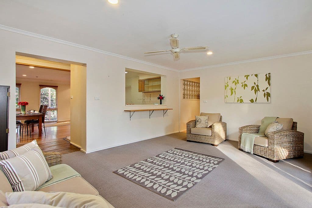 137 ESTHER Crescent, MOOROOLBARK VIC 3138, Mooroolbark - Thumbnail 3