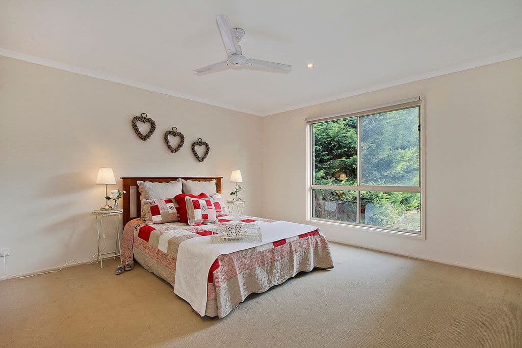 137 ESTHER Crescent, MOOROOLBARK VIC 3138, Mooroolbark - Thumbnail 6
