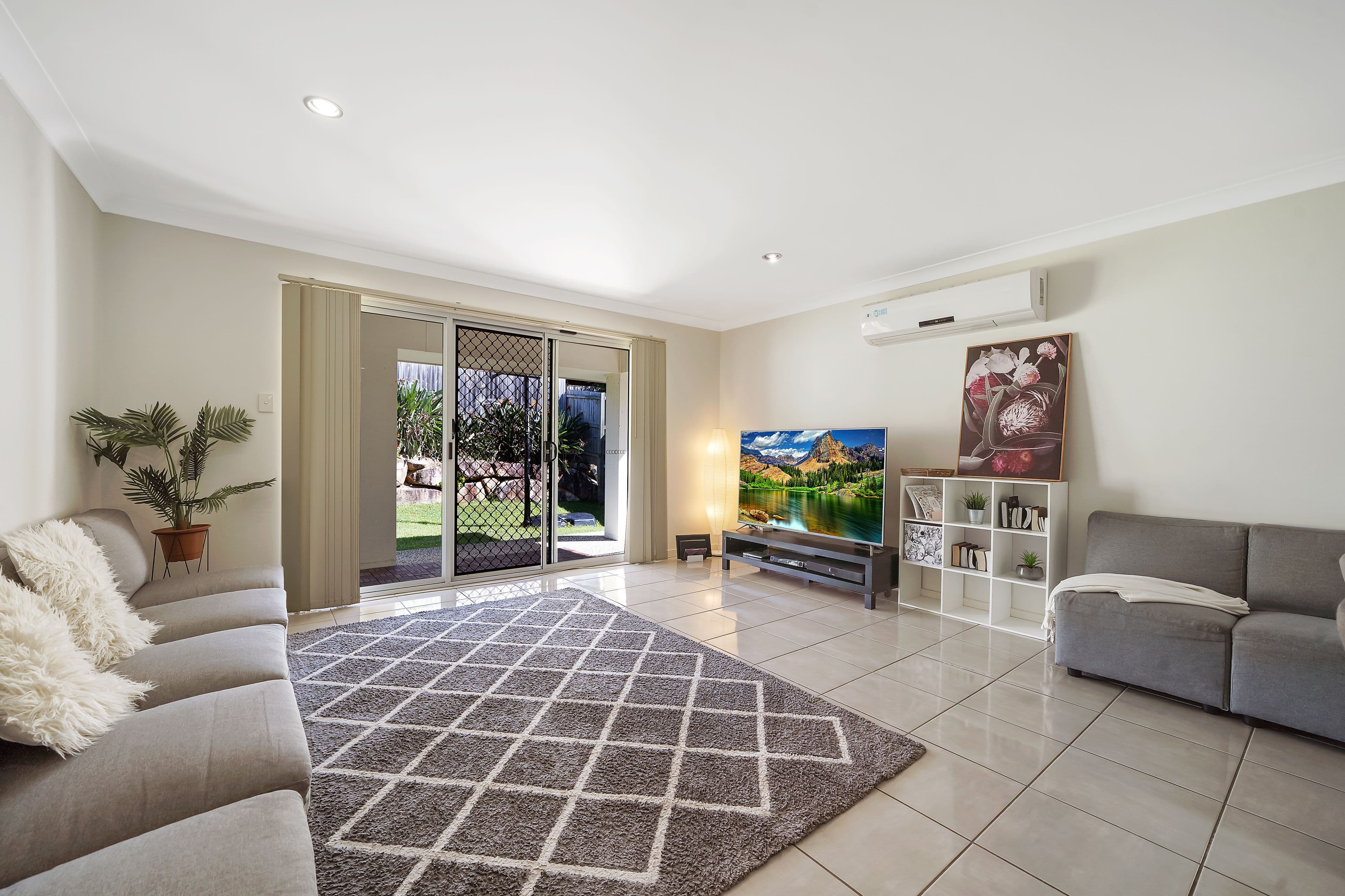 134 Nicklaus Parade, North Lakes QLD 4509, North Lakes - Thumbnail 2