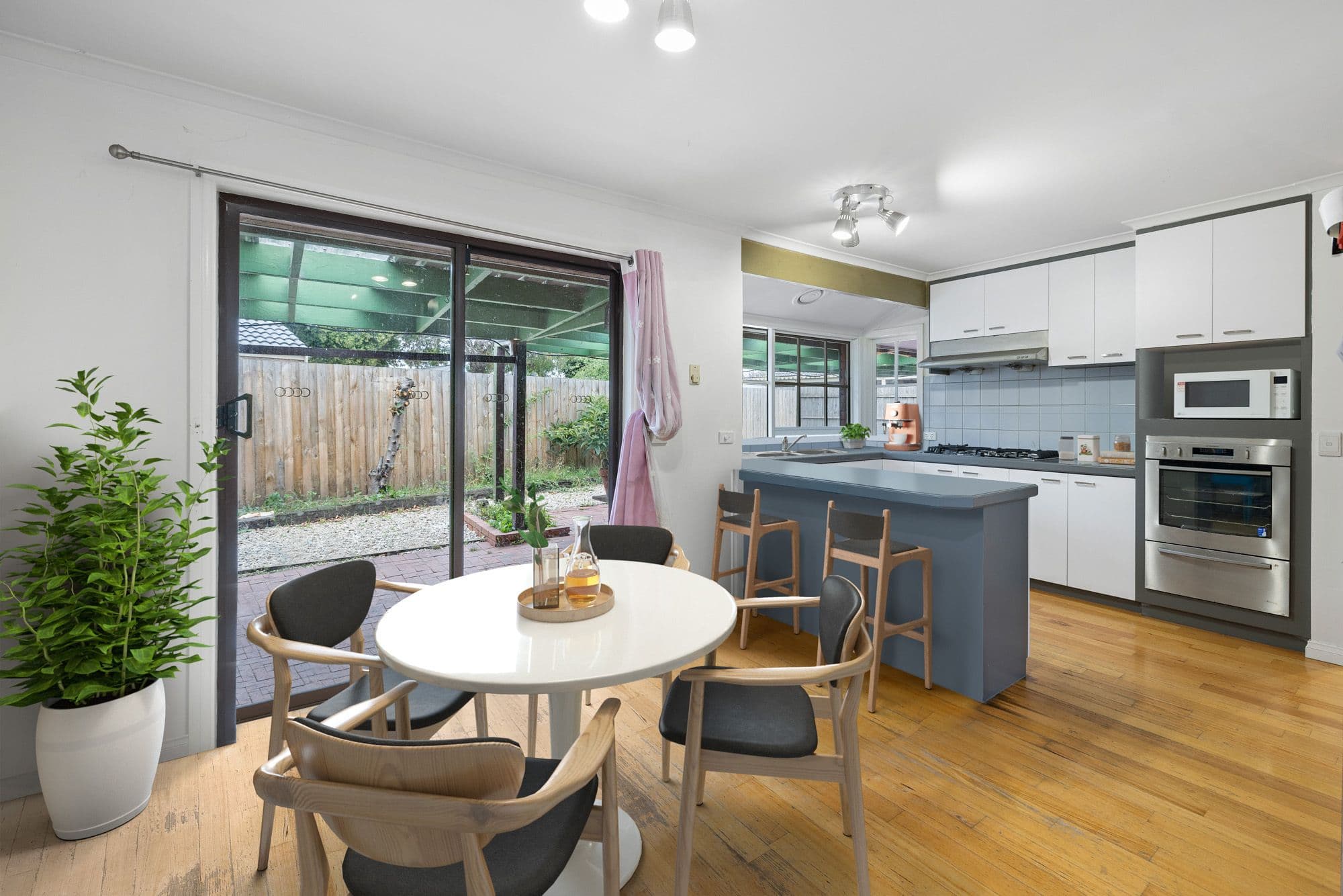 15 Argyle Crescent, Werribee VIC 3030, Werribee - Thumbnail 4