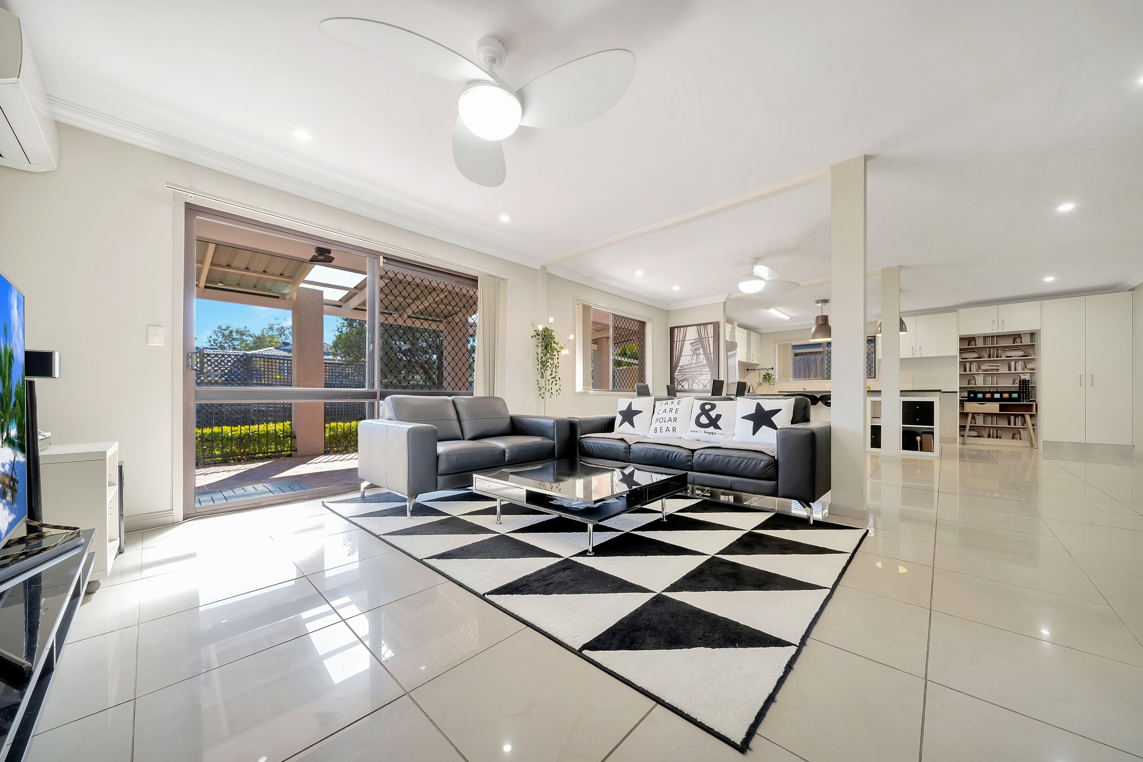 10 Hawdon Crescent, Springwood QLD 4127, Springwood - Thumbnail 7
