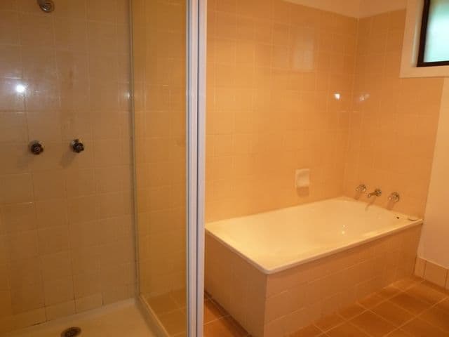 24 Forrest Street, LAKE ALBERT NSW 2650, Lake Albert - Thumbnail 5
