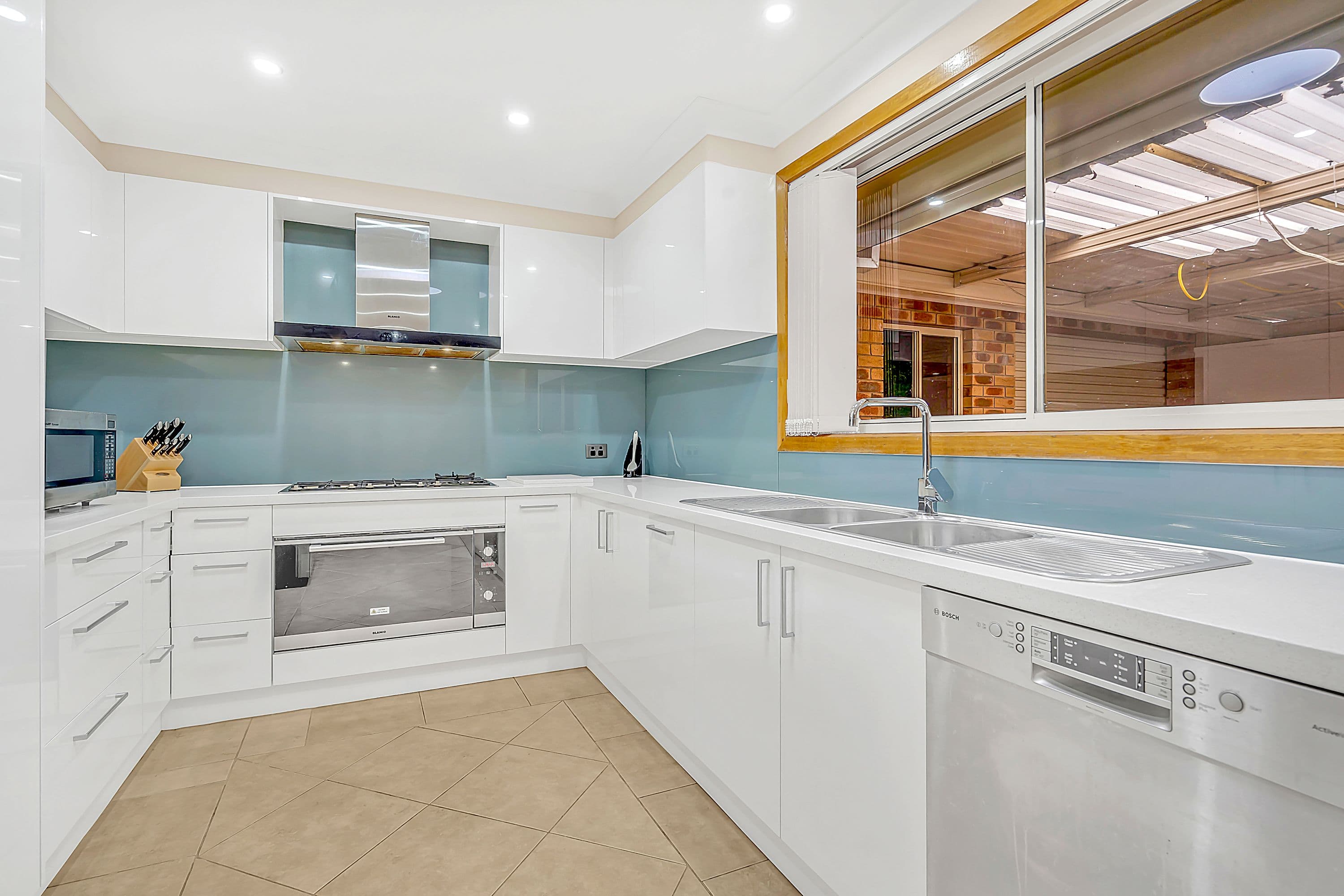 6 Bignell Court, Roxburgh Park VIC 3064, Roxburgh Park - Thumbnail 4