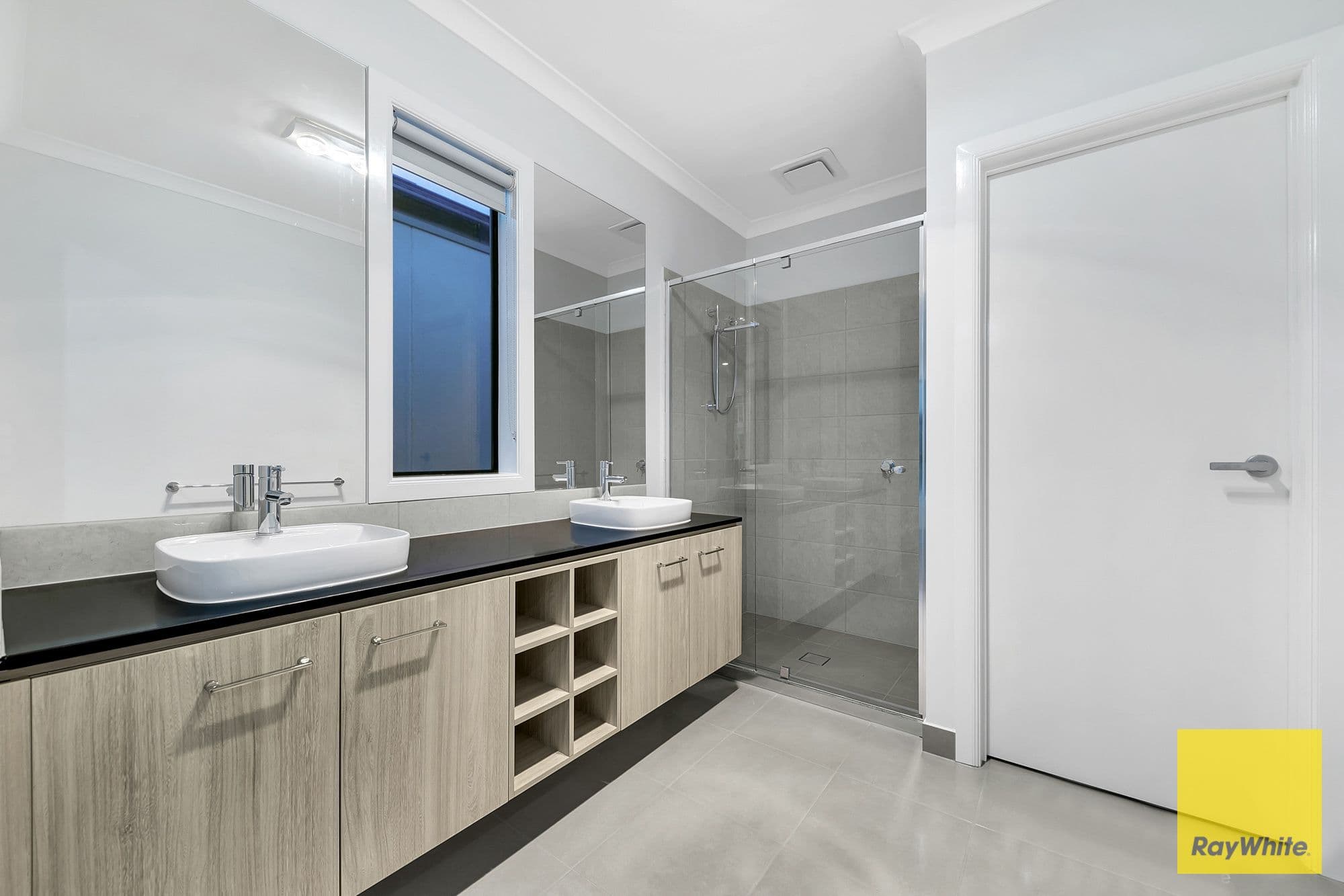 13 Webber Street, Tarneit VIC 3029, Tarneit - Thumbnail 3