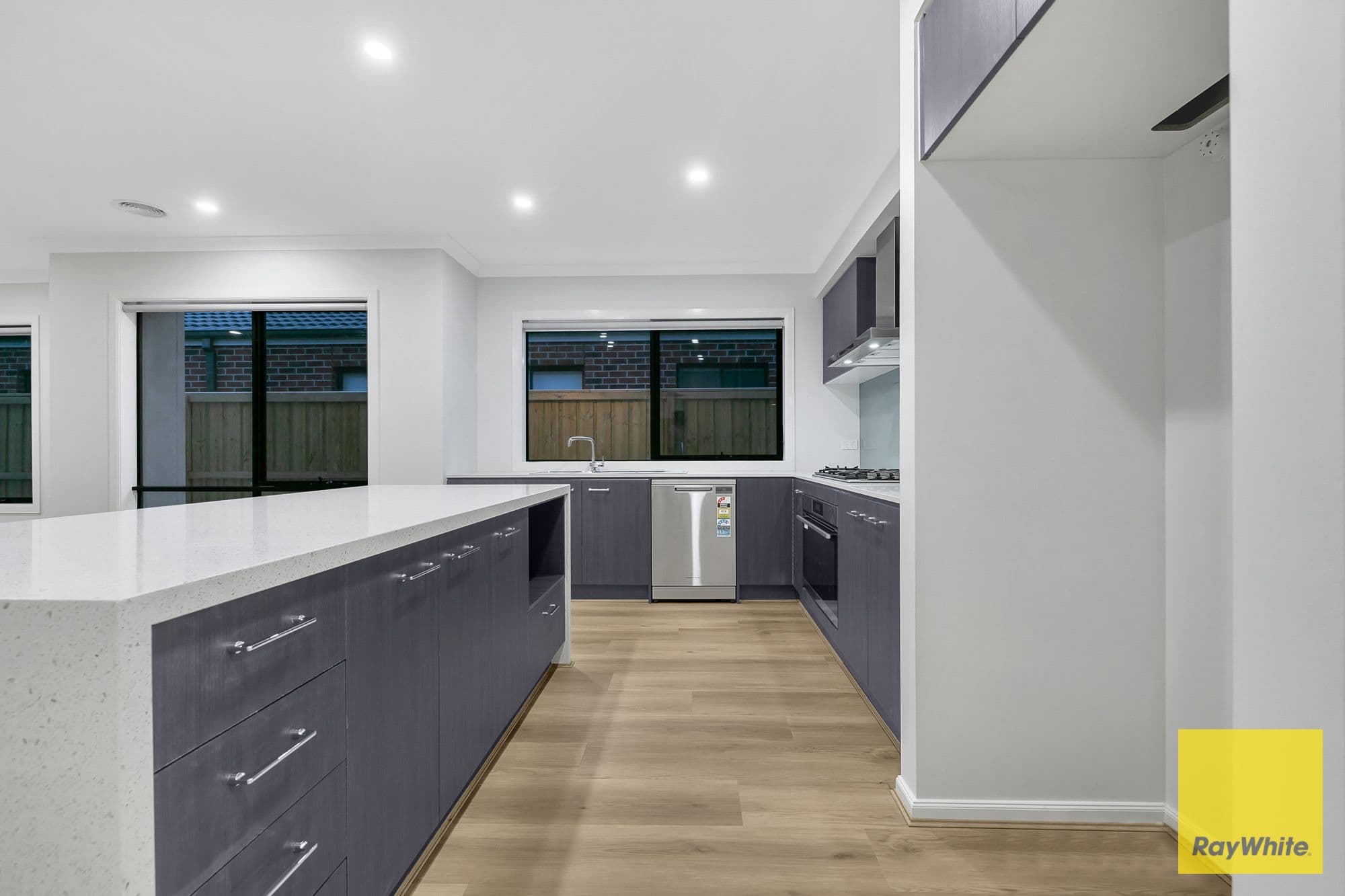 13 Webber Street, Tarneit VIC 3029, Tarneit - Thumbnail 6