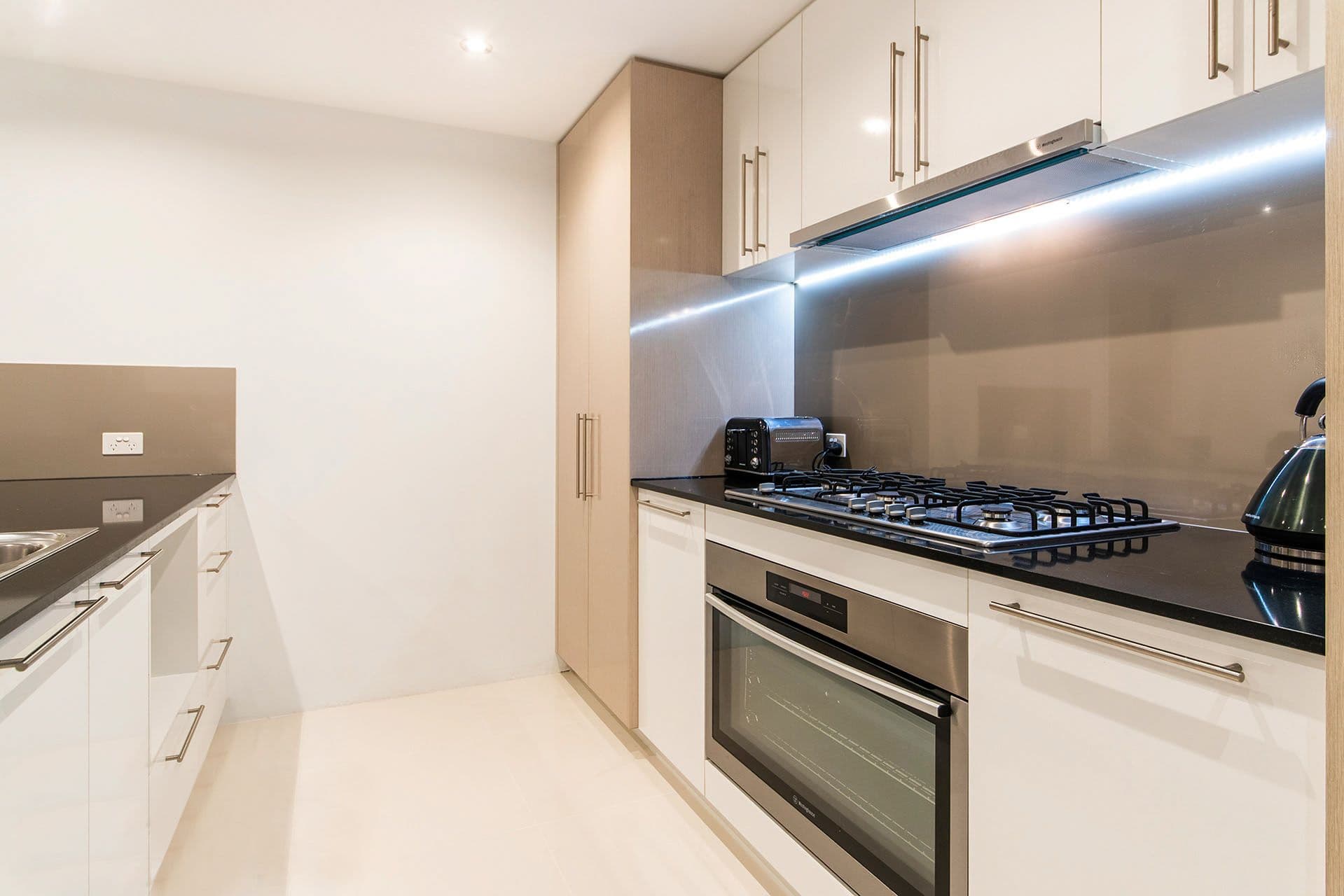 20 Alkoomie Terrace, City Beach WA 6015, City Beach - Thumbnail 4