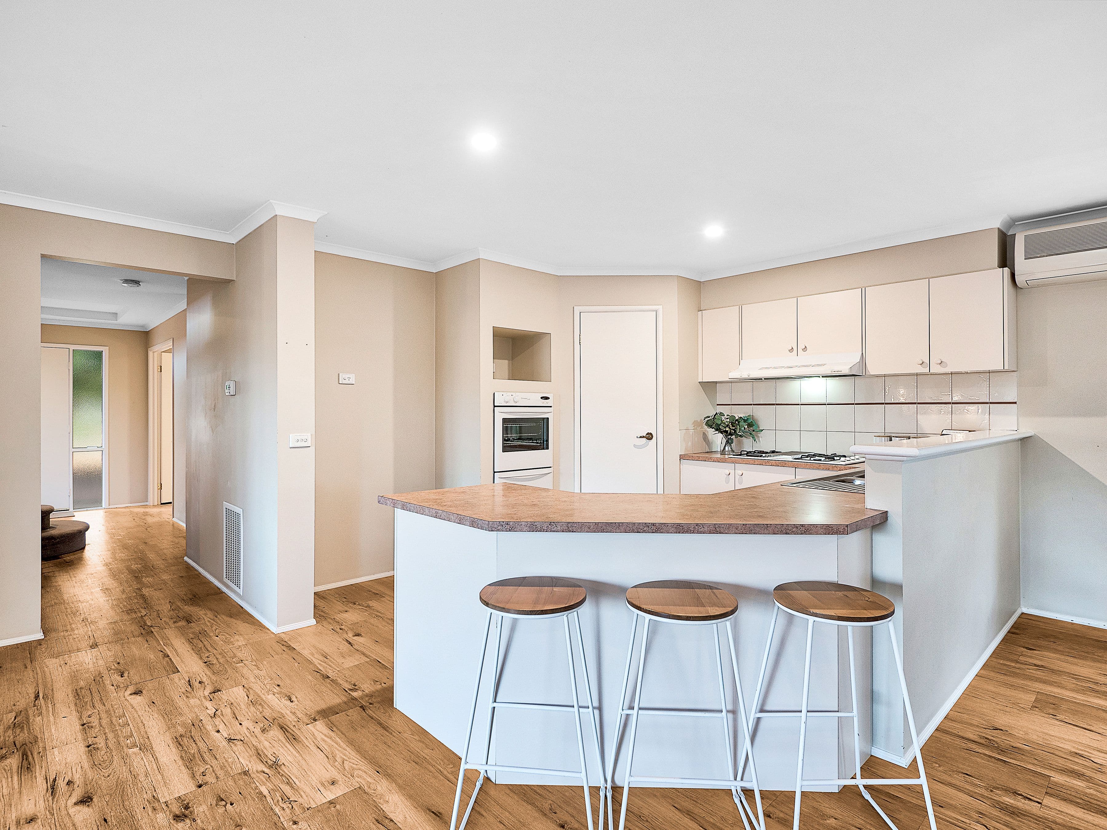 6 Elk Turn, Cranbourne VIC 3977, Cranbourne - Thumbnail 3