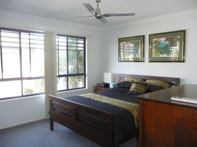 5 Taylor Street, BIGGERA WATERS QLD 4216, Biggera Waters - Thumbnail 3
