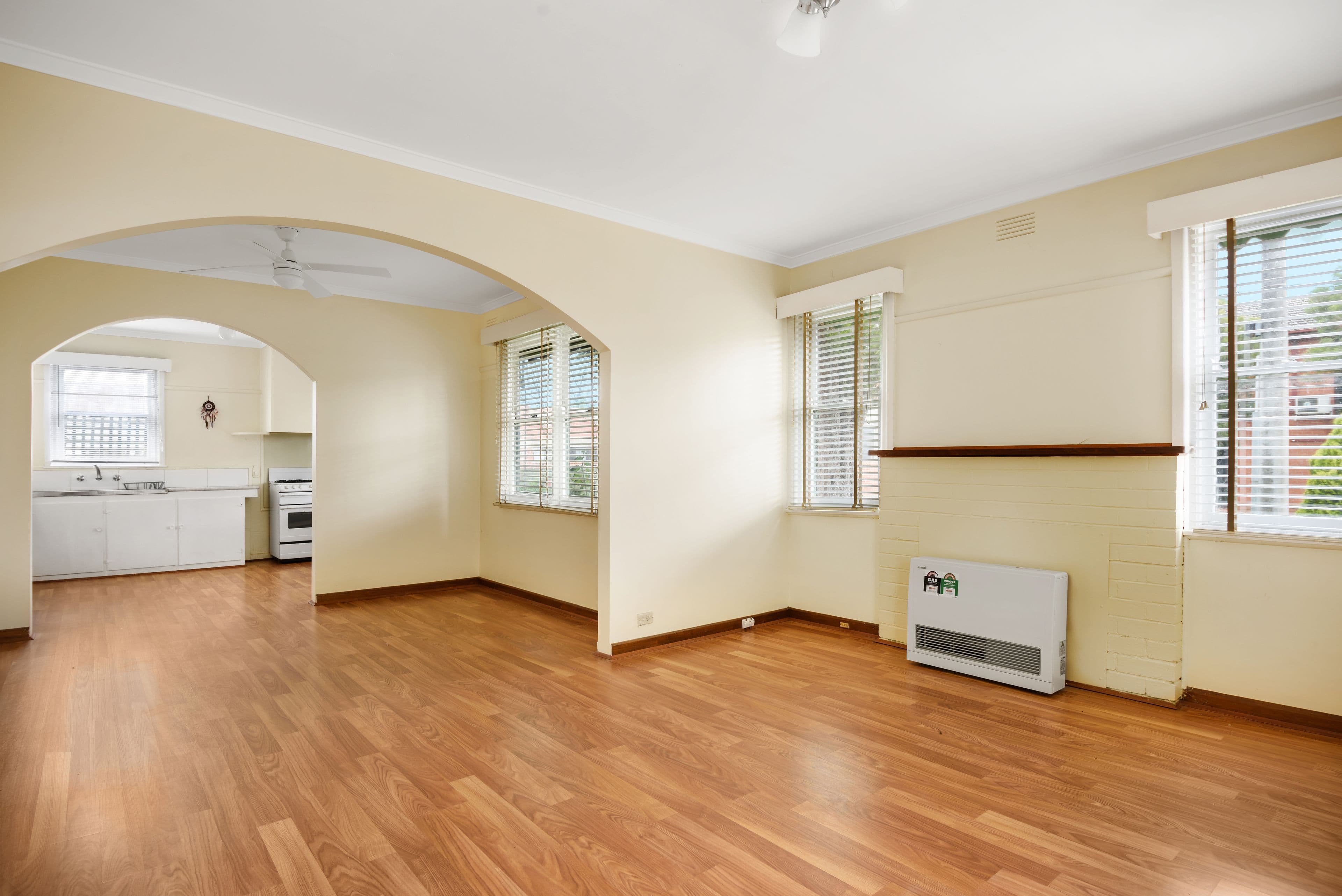 13 Little Dodds Street, Golden Point VIC 3350, Golden Point - Thumbnail 3
